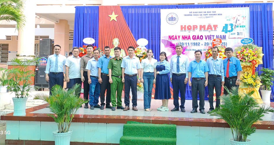 Chào mừng ngày nhà giáo việt Nam 20/11/2025