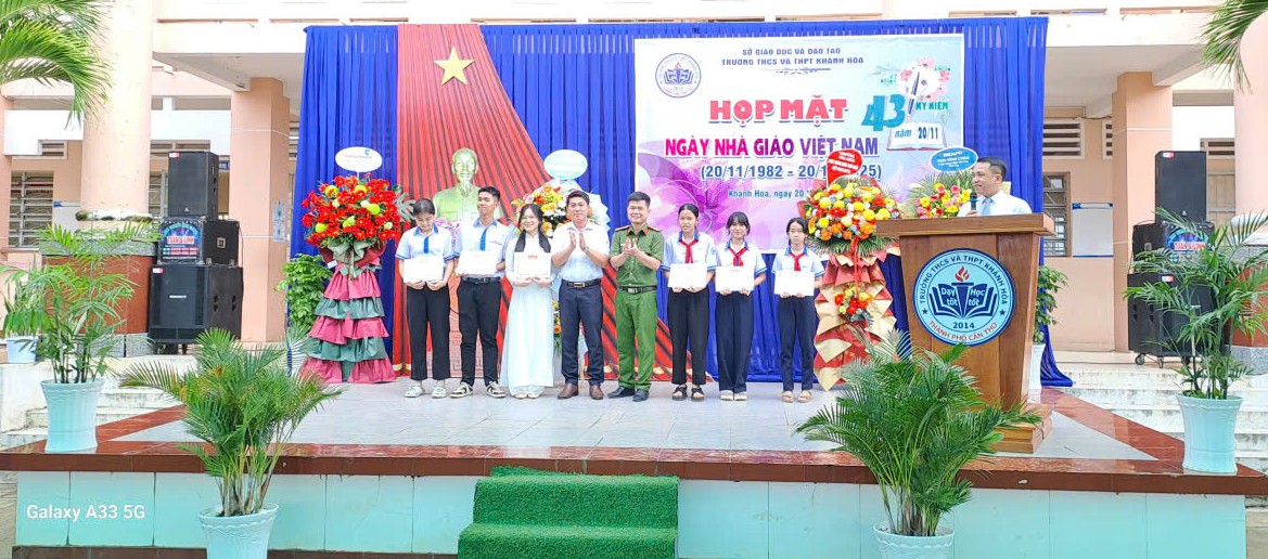 Chào mừng ngày nhà giáo việt Nam 20/11/2025