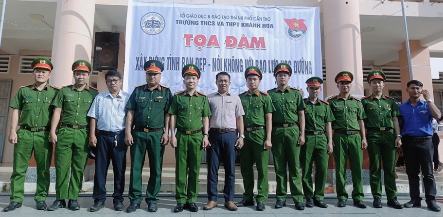 TỌA ĐÀM - “Xây dựng tình bạn đẹp – nói không với bạo lực học đường”
